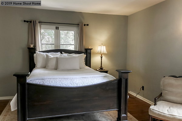 24master-bedroom
