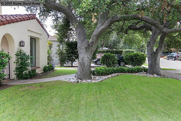 50front-lawn-side-view-reverse