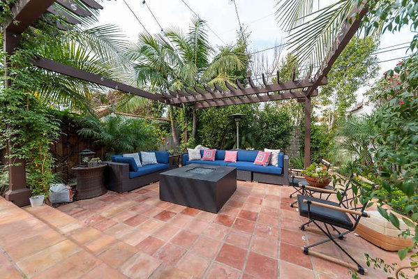 12265 patio 4