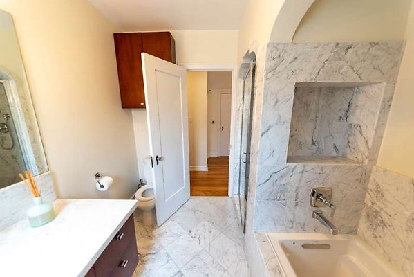 12265 bath 2