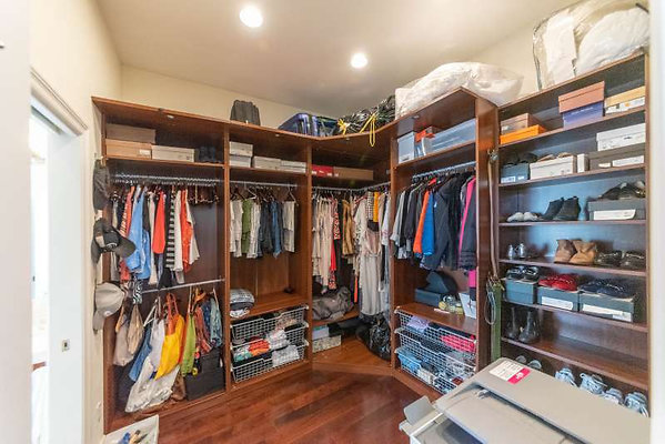 12265 closet 1