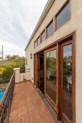 12265 balcony 1