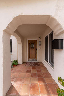12265 porch 1