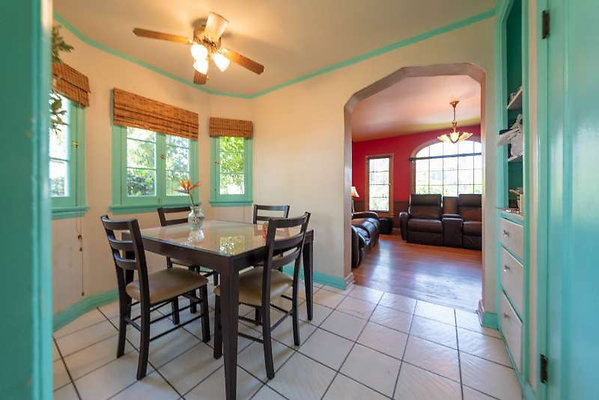 12375 dining 1