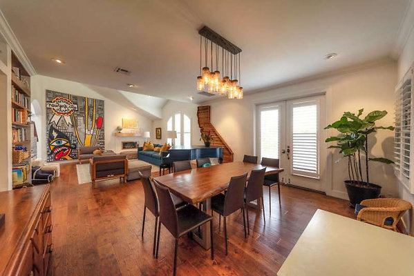 11131 dining 2