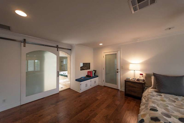 11131 bed 6