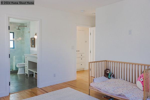 43bedroom3-reverse