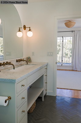 47bathroom-reverse3-reverse
