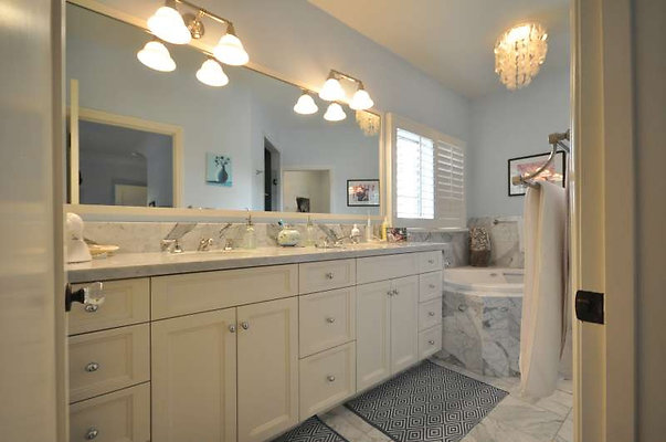 9501 bath 1