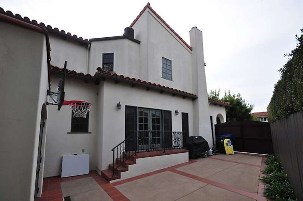 9501 patio 1