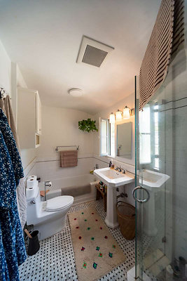 13313 bath 1