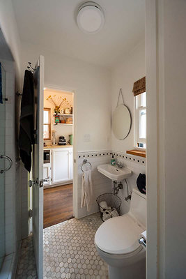 13313 bath 3