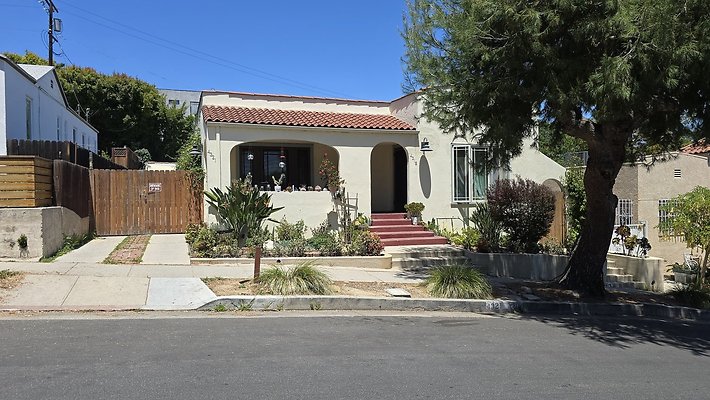 4321 clarissa - LEFT FLYER