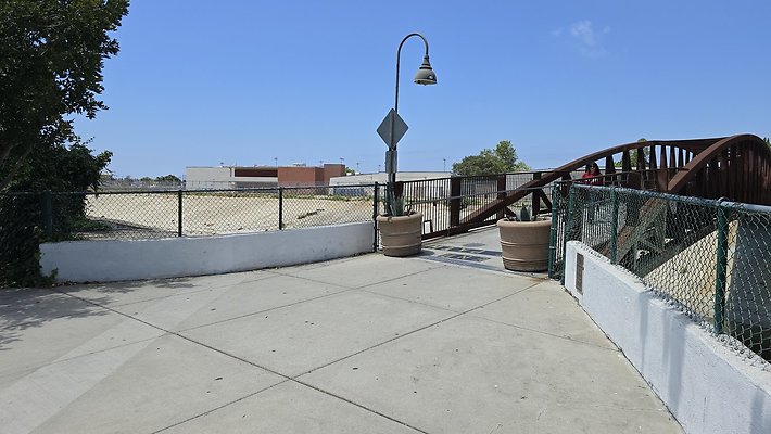 a-ballona bridge404
