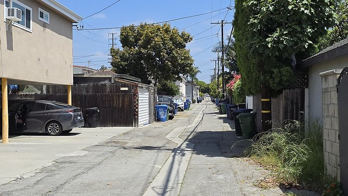 a-Alley E of Culver Elenda to Harter473