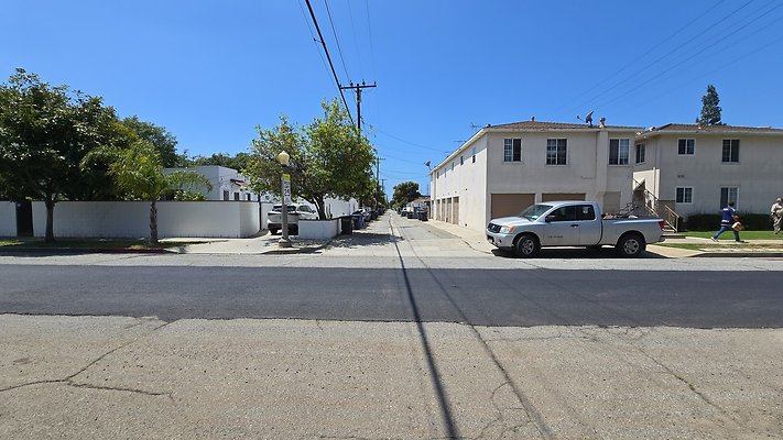 a-Alley E of Culver Elenda to Harter467