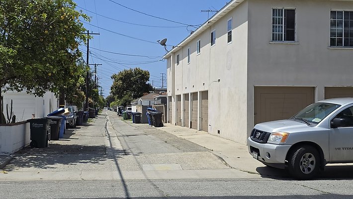 a-Alley E of Culver Elenda to Harter469