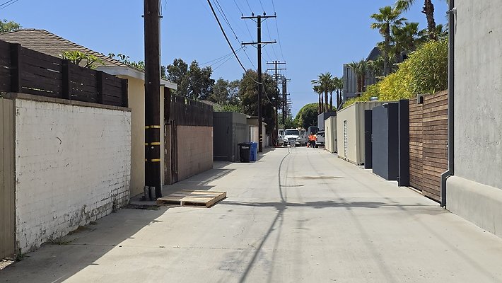 a-Alley E of Culver Coombs to Elenda441