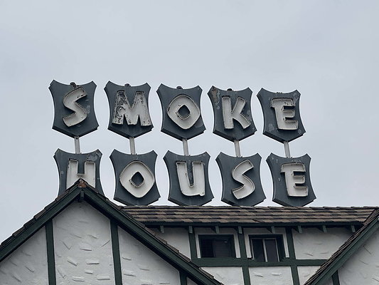 smoke house 001