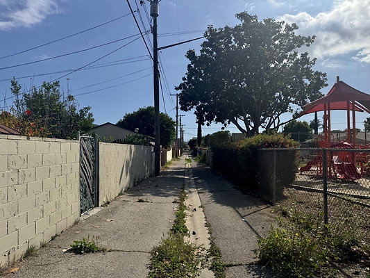 fence 012