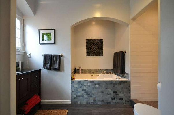 9084 bath 2