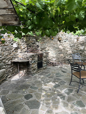 2504 patio 4
