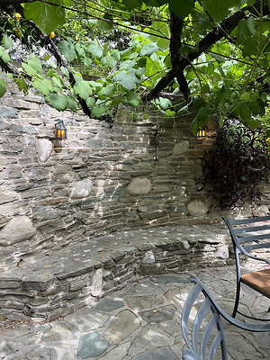 2504 patio 8