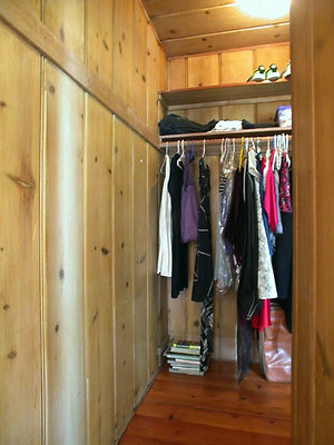 8537 closet 1
