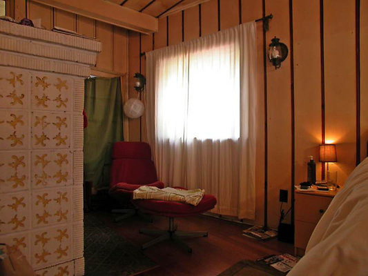 8537 bed 11