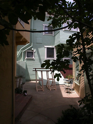 8537 patio 6