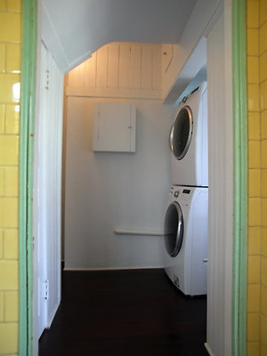 8537 laundry 1