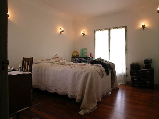 8537 bed 5