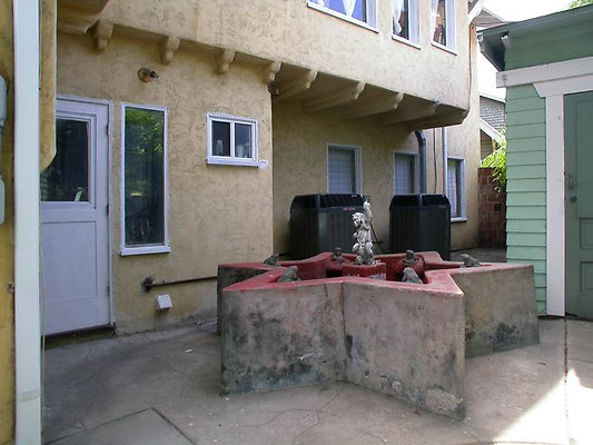 8537 patio 2