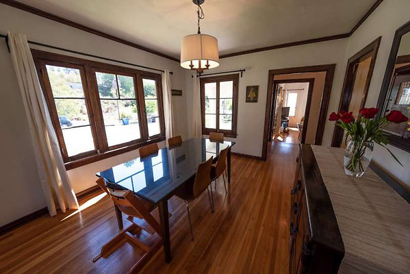 11249 dining 1