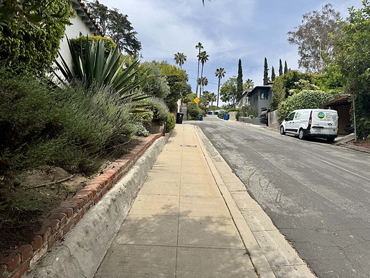tracy street 007