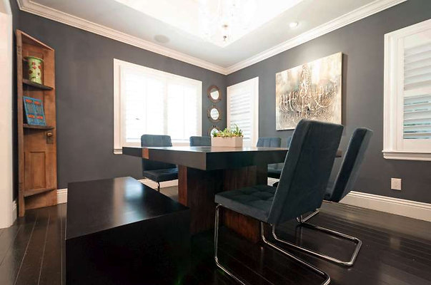 10698 dining 4