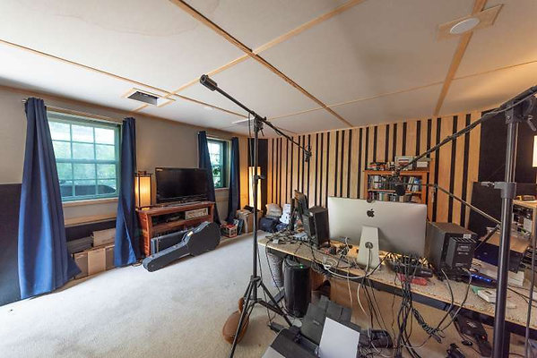 11470 studio 3