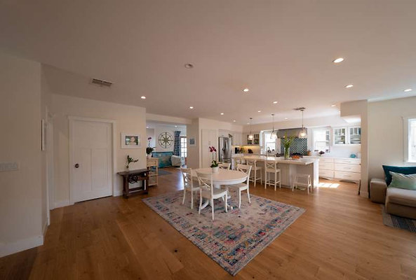 11470 dining 6