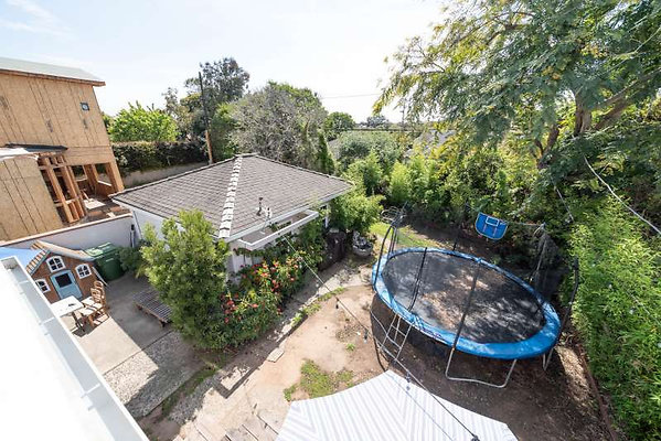 11470 balcony 5
