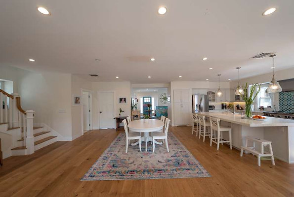 11470 dining 8
