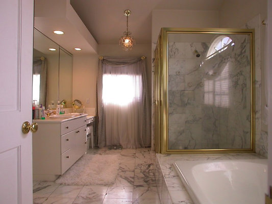 4513 bath 1