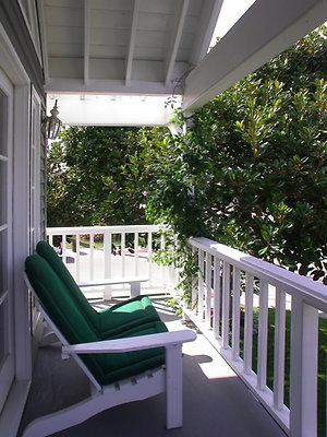 4513 balcony 1