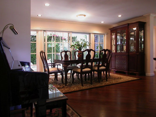 4513 dining 2