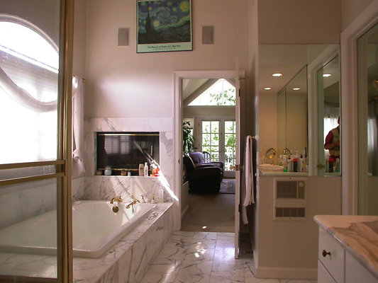 4513 bath 2