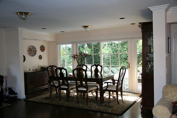 4513 dining 1