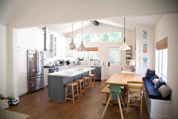 13487 dining 1